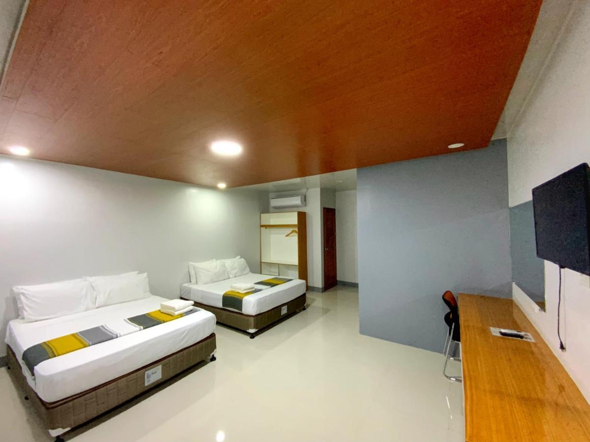 Icon Venue And Suites General Santos City Экстерьер фото